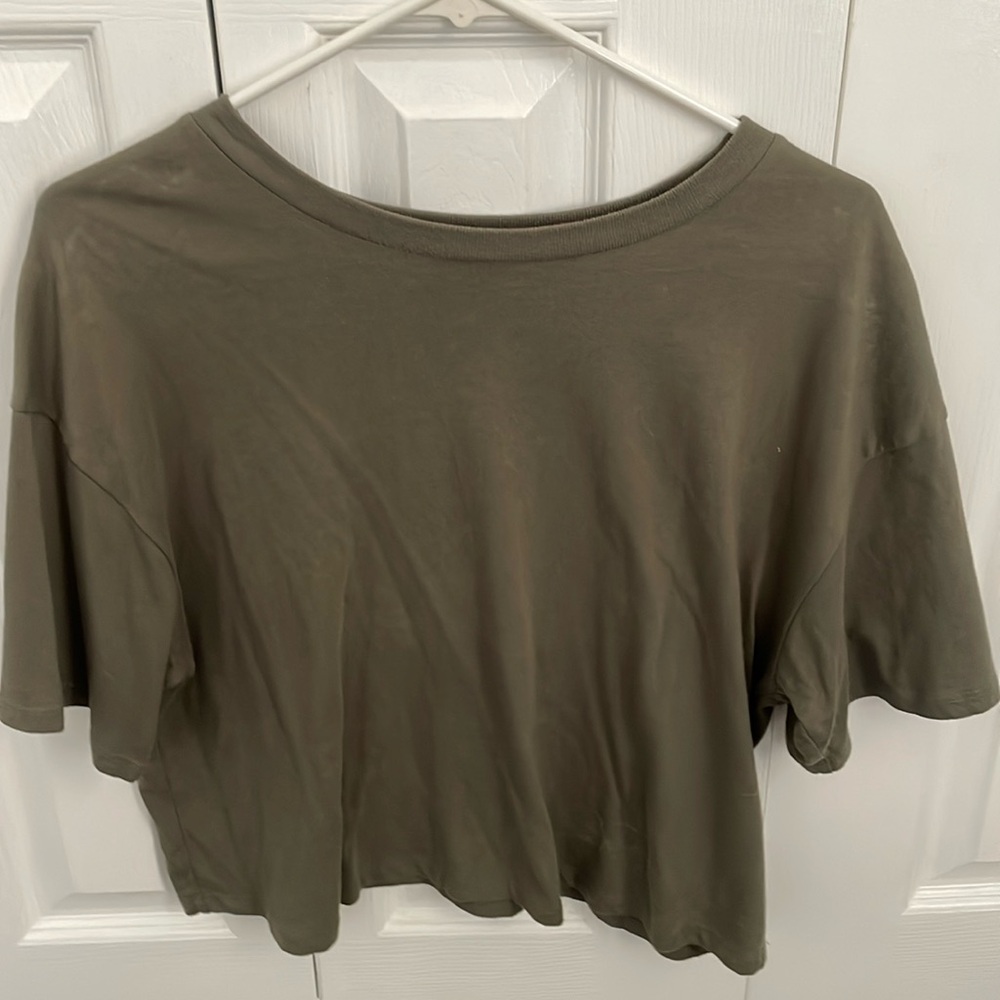 Cropped shirtsleeve shirt